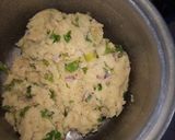 A picture of step 1 of Alu ka paratha.