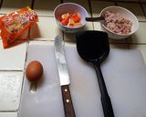 รูปขั้นตอนการทำที่ 1 ของ ข้าว(กล้อง)ผัดไข่ไส้กรอกหมูหยองปูอัด [สูตรกระทะไฟฟ้า]