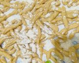 Foto langkah ke 3 dari resep Kue Bawang/ Stick Bawang Renyah Takaran Sendok.