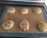 Une image de l'étape 4 de Scone cranberries chocolat blanc.