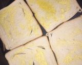 A picture of step 1 of Fish and egg yolk sandwich.