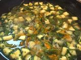Zupa di fiori di zucca (sopa de flores de calabaza)