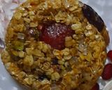 A picture of step 4 of Rose shaped oats granuola with buttermilk.