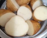 A picture of step 1 of Punjabi aloo tikki.