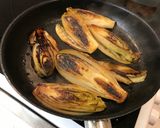 Une image de l'étape 2 de Tarte Tatin d’Endives au Comté.