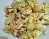 Foto langkah ke 3 dari resep Tumis kembang kol telur.