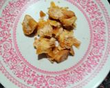 A picture of step 2 of Raw mango Launji.