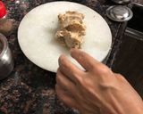A picture of step 3 of Biscuit paratha.
