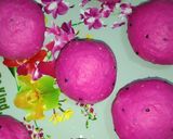 Foto langkah ke 3 dari resep Donat Buah Naga.