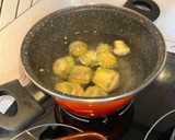 Foto del paso 2 de la receta: Alcachofas salteadas con jamón bacon y tomate