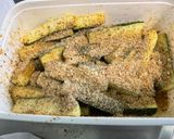 Une image de l'étape 6 de Courgettes croustillantes aux épices et parmesan.