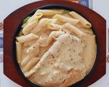 A picture of step 6 of Chicken in creamy sauce.