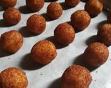 Foto langkah ke 5 dari resep Palm sugar cheese cookies.