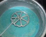 Foto langkah ke 6 dari resep Kembang Goyang Betawi Bunga Telang.