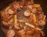 A picture of step 5 of Spaghetti in sausage strips.