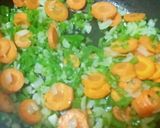 Foto del paso 2 de la receta: Tuco de picada 😁