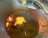 A picture of step 3 of Smoked Prawns Karahi.