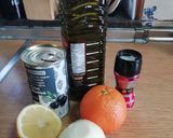 Foto del paso 1 de la receta: Ensalada de naranja, cebolla y aceitunas negras 🍊🍋