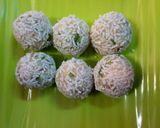 A picture of step 7 of Rice kadamb flowers.