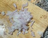 Hình bước làm 2 của món Mỳ Spaghetti Kem Nấm Gà Bao Ngon Cực Dễ