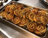 Une image de l'étape 8 de Roulés feuilletés jambon blanc, pesto et pavot bleu.