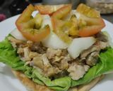 Foto del paso 8 de la receta: Sánduche🥪de pollo🍗manzana🍏 y cebolla🧅caramelizadas con queso🧀y vegetales frescos🥗