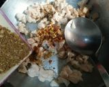 A picture of step 5 of AFGHANI QEEMA FATEER😍😋.