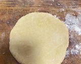 A picture of step 3 of Pyaz ka paratha.