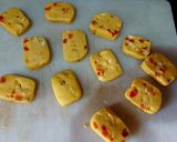 A picture of step 5 of Karachi Cookies.