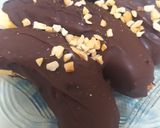 Foto langkah ke 4 dari resep Snack Pisang Ambon Frozen Coklat Kacang.