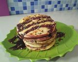 Foto langkah ke 6 dari resep Pancake Teflon Simpel 10 menit.