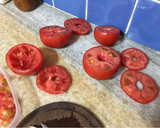 Foto del paso 5 de la receta: Tomates rellenos 🍅