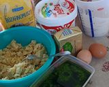 A legfinomabb sajtos, burgonyás, medvehagymás pogácsa recept fázis 1 fotója