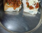 A picture of step 5 of Mumbai Style Masala Pav.