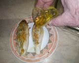 Foto del passaggio 17 della ricetta Indivia alla griglia, con gorgonzola e olio di rosmarino. Accanto a loro, patate alla curcuma!