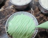 Foto langkah ke 7 dari resep Bolu Kukus Mekar Semangka.