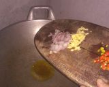 Foto langkah ke 3 dari resep Tumis genjer tauco.
