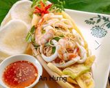 Hình bước làm 4 của món Gỏi Hoa Chuối Hải Sản