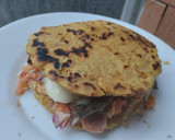 Foto del paso 13 de la receta: Arepa rellena de carne🫓, queso🥩 y ensalada🥯🧀