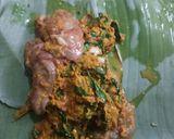 Foto langkah ke 5 dari resep Pepes Isi Perut Ikan Mas.