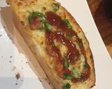 ચીઝ ગાર્લિક બ્રેડ(Cheese garlic bread recipe in gujarati) રેસીપી સ્ટેપ3ફોટો