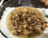 Foto del paso 4 de la receta: Tortilla de berenjena y champiñones