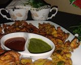 A picture of step 7 of Palak Pakoda.