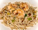 Foto langkah ke 6 dari resep Sautéed Beans Sprouts with Shrimps (Tumis Tauge dan Udang).