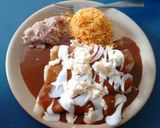 A picture of step 5 of Mole Enchiladas.