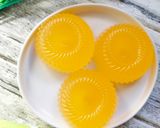 Foto langkah ke 5 dari resep Orange Lychee Silky Pudding.
