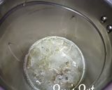 A picture of step 2 of Wheatgrass Juice.