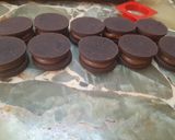 Foto del paso 6 de la receta: Alfajores de chocolate tipo Oreo