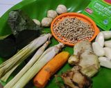 Foto langkah ke 2 dari resep Ayam goreng bumbu kare.