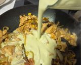 A picture of step 5 of Chicken with Poblano Strips.
